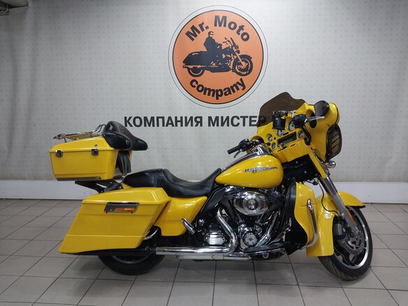 2012 Harley-Davidson Street Glide, жёлтый, 899000 рублей