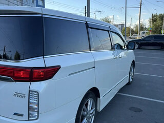2012 Nissan Elgrand III (E52), белый, 1100000 рублей, вид 3