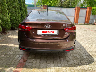 2021 Hyundai Solaris II Рестайлинг, коричневый, 1680000 рублей, вид 5
