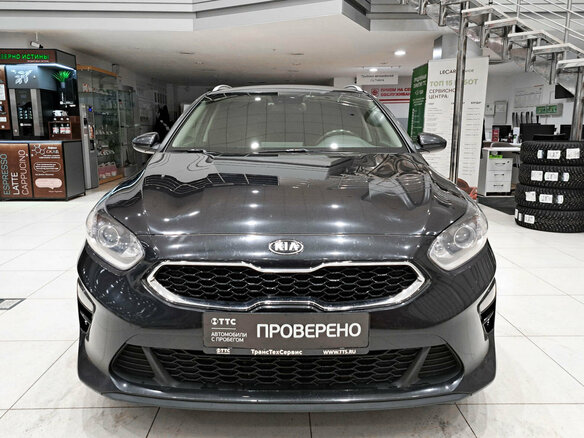 2021 Kia Ceed III Рестайлинг, чёрный, 1850000 рублей - вид 1