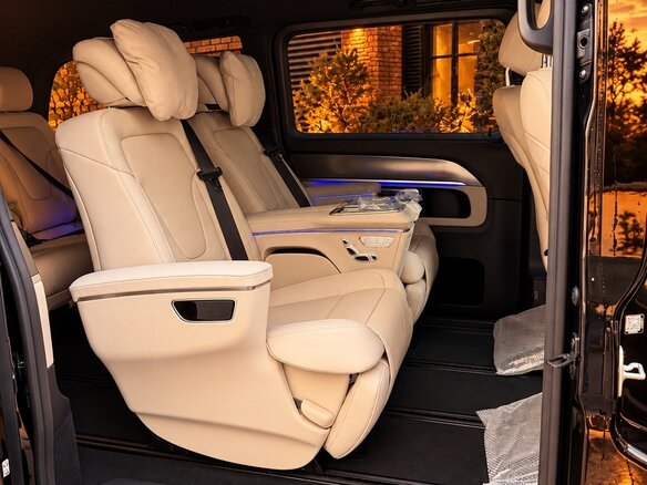 2026 Mercedes-Benz V-Класс Extra Long 300 d экстра длинный III (W447) Рестайлинг 2, чёрный, 13990000 рублей - вид 18