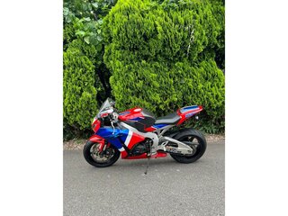 2011 Honda CBR 1000 RR/RA Fireblade, красный, 877000 рублей, вид 1