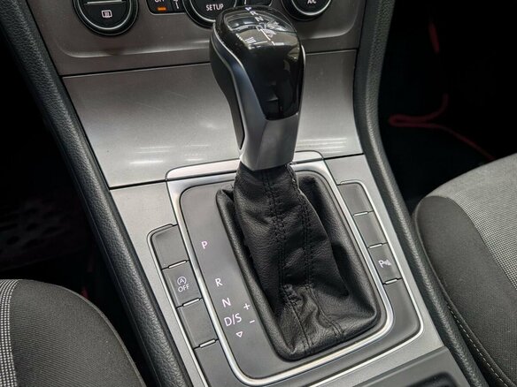 2013 Volkswagen Golf VII, серебристый, 1149000 рублей - вид 14