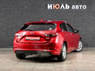 2018 Mazda Axela III Рестайлинг, красный, 1500000 рублей, вид 4