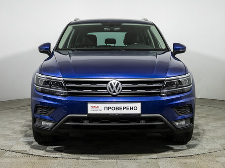 2018 Volkswagen Tiguan II, синий, 2649700 рублей, вид 2