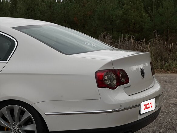 2010 Volkswagen Passat B6, белый, 799999 рублей - вид 12