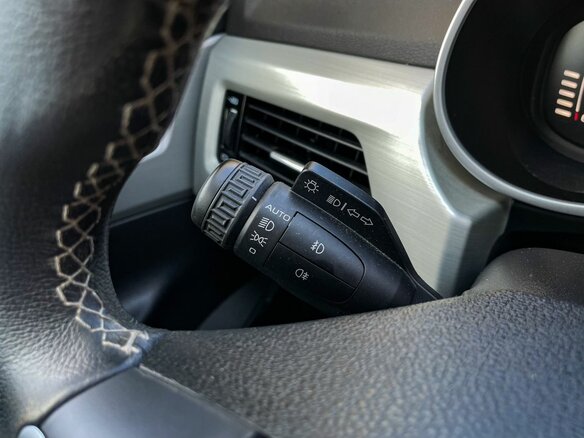 2020 Geely Atlas I, бежевый, 1699000 рублей - вид 16