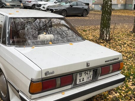 1987 Toyota Mark II V (X70), белый, 450000 рублей, вид 5