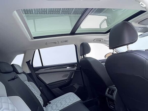 2023 Volkswagen Tayron I Рестайлинг, синий, 2630000 рублей - вид 17