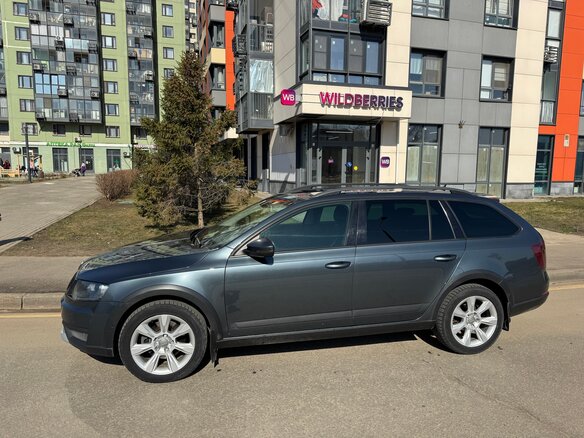 2014 Skoda Octavia Scout III (A7), серый, 1799000 рублей - вид 12