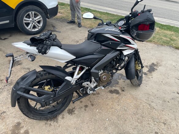 2016 Bajaj Pulsar NS 200, белый, 155000 рублей - вид 9