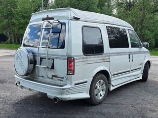 1996 GMC Safari II, белый, 1100000 рублей, вид 4