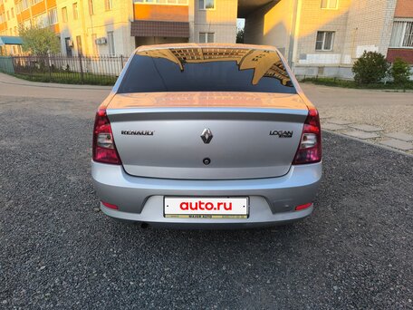 2014 Renault Logan I Рестайлинг, серый, 550000 рублей, вид 4