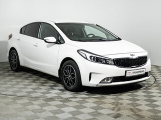 2018 Kia Cerato III Рестайлинг (Classic), белый, 1619700 рублей, вид 3