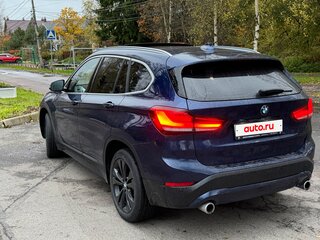 2020 BMW X1 20i xDrive II (F48) Рестайлинг, синий, 3200000 рублей, вид 4