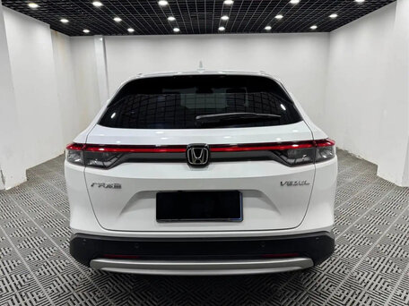 2023 Honda Vezel II, белый, 2150000 рублей, вид 5