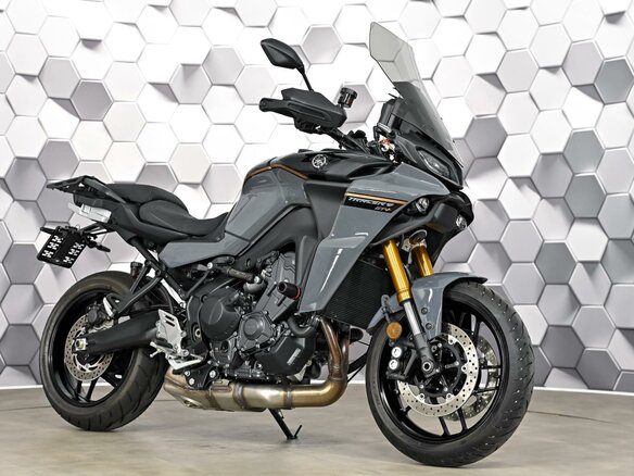 2024 Yamaha Tracer 9, серый
