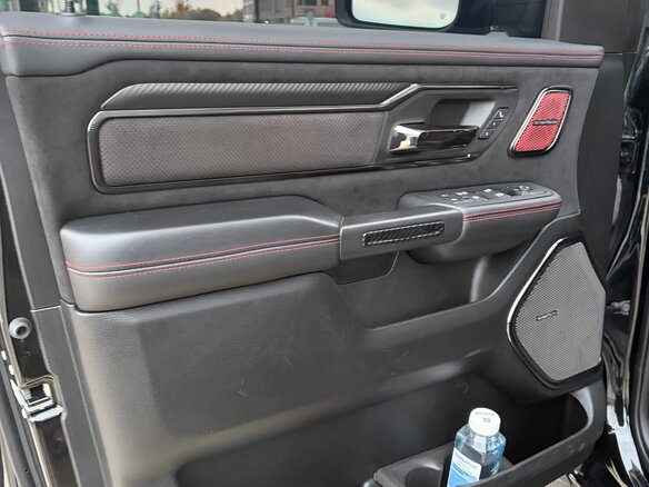 2025 Ram 1500 RHO V Рестайлинг, чёрный, 11000000 рублей - вид 18