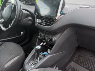 2013 Peugeot 208 I, белый, 450000 рублей, вид 5