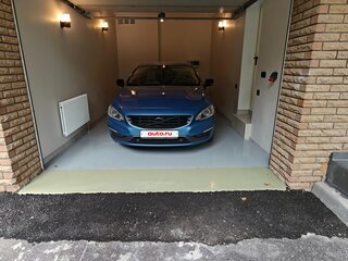 2014 Volvo S60 II Рестайлинг, голубой, 1450000 рублей, вид 1