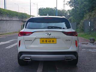 2024 Infiniti QX50 II, белый, 4677700 рублей, вид 4