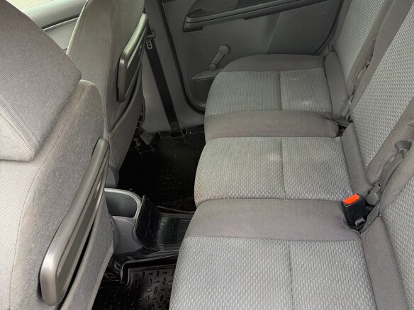 2005 Ford C-MAX I, серебристый, 199999 рублей - вид 10