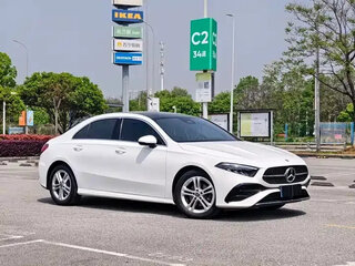 2023 Mercedes-Benz A-Класс 180 IV (W177) Рестайлинг, белый, 1650001 рублей, вид 5