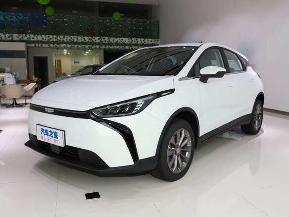 2026 Geely Geometry M6 53 kWh, серый