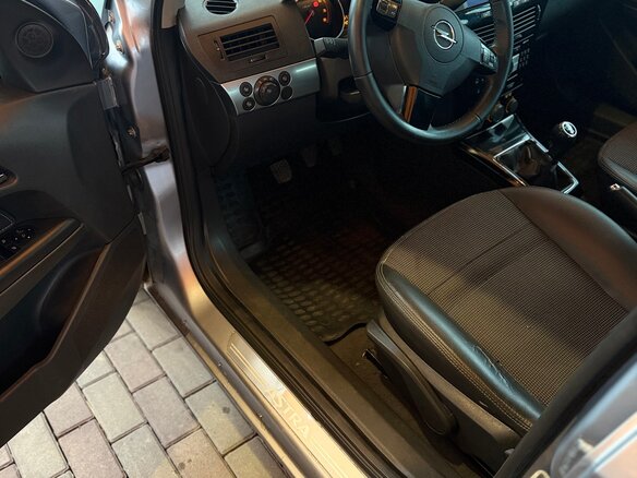 2008 Opel Astra H Рестайлинг, серебристый, 420000 рублей - вид 6
