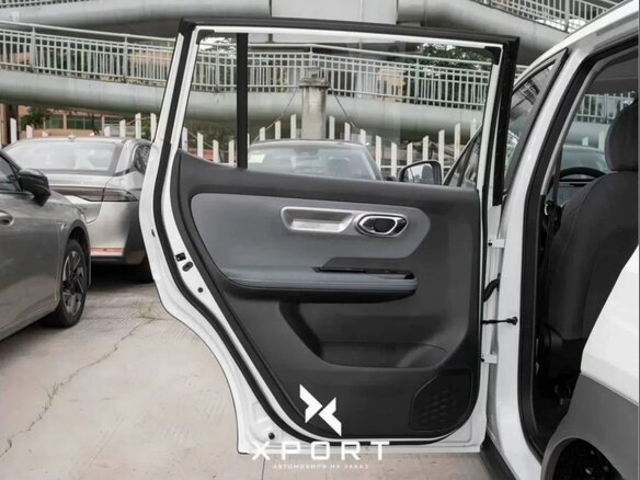 2026 Aion Y Plus 51.9 kWh, белый, 2090000 рублей - вид 18