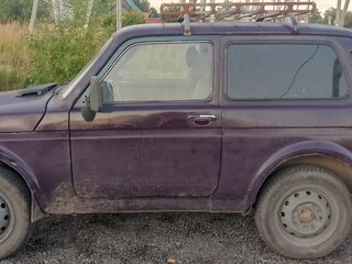 2001 Lada (ВАЗ) 2121 (4x4) I Рестайлинг, фиолетовый, 200000 рублей, вид 4