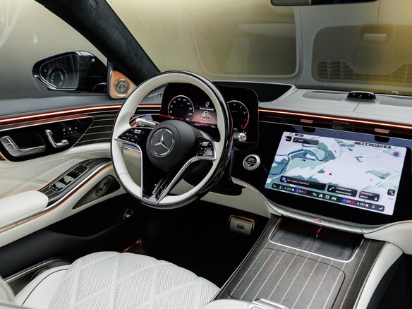 2026 Mercedes-Benz Maybach S-Класс 580 II (Z223) Рестайлинг, чёрный, 38570000 рублей - вид 27