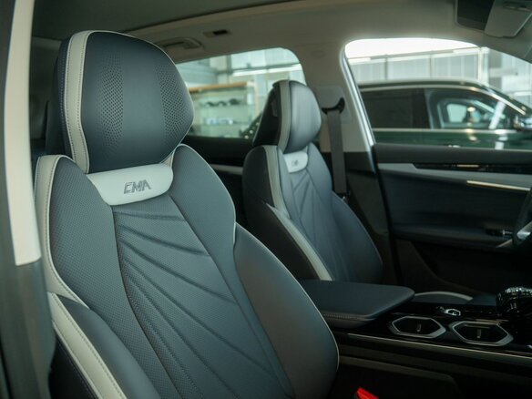 2026 Geely Atlas II, серебристый - вид 15