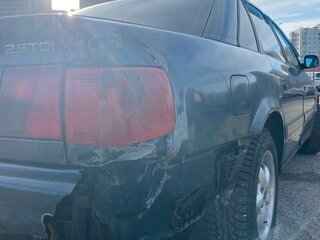 1996 Audi A6 I (C4), зелёный, 300000 рублей, вид 3