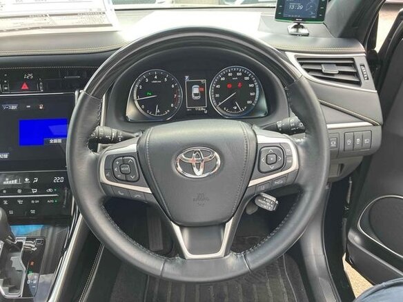 2017 Toyota Harrier III (XU60) Рестайлинг, чёрный, 2150055 рублей - вид 6