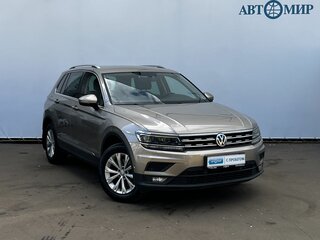 2017 Volkswagen Tiguan II, бежевый, 2200000 рублей, вид 3