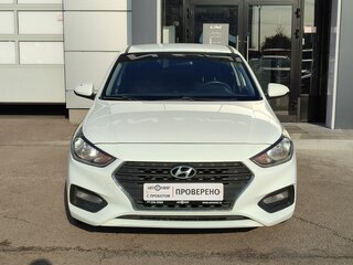 2019 Hyundai Solaris II, белый, 1229000 рублей, вид 2