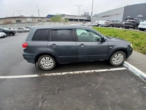 2001 Mitsubishi Airtrek I, серый, 360000 рублей - вид 2
