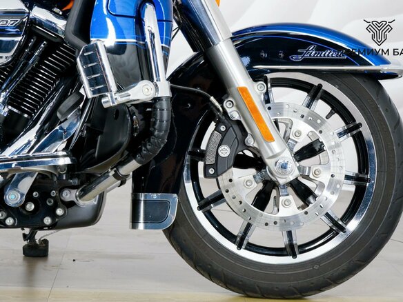 2018 Harley-Davidson Ultra Limited, синий, 1877000 рублей - вид 10