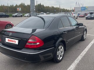 2004 Mercedes-Benz E-Класс 240 III (W211, S211), чёрный, 900000 рублей, вид 4