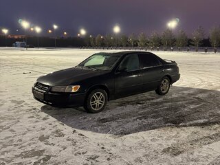 2001 Toyota Camry IV (XV20) Рестайлинг, чёрный, 535000 рублей, вид 3