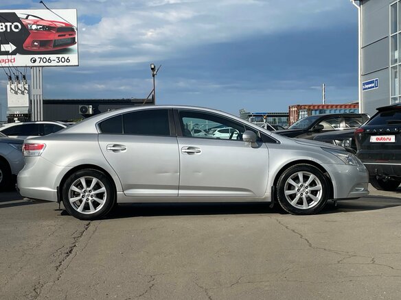 2010 Toyota Avensis III, серебристый, 755000 рублей - вид 5