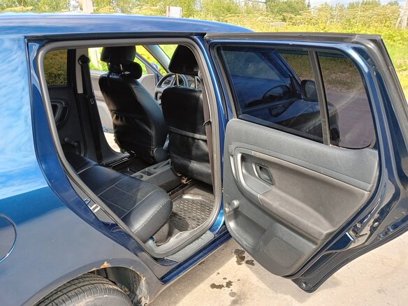 2012 Skoda Fabia II Рестайлинг, синий, 480000 рублей - вид 16