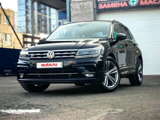 2018 Volkswagen Tiguan II, чёрный, 2380000 рублей, вид 1