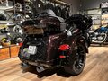 2021 Harley-Davidson CVO Tri Glide, фиолетовый, 7990000 рублей - вид 4