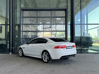 2019 Jaguar XE I, белый, 2490000 рублей, вид 2
