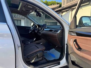 2022 BMW X1 Long 20Li sDrive II (F48) Рестайлинг, белый, 1955000 рублей, вид 4
