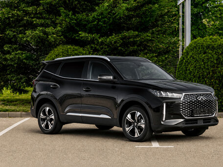 2024 Chery Tiggo 4 I Рестайлинг 2, чёрный, 1555000 рублей, вид 3