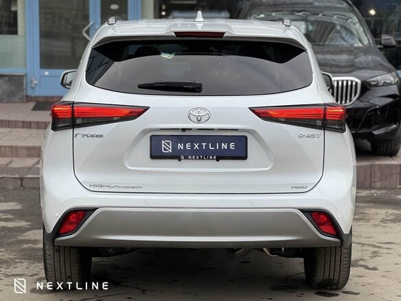 2026 Toyota Highlander IV (XU70), белый - вид 5