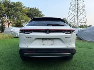 2022 Honda Vezel II, белый, 1470000 рублей, вид 5